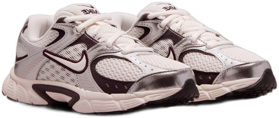 V5 RNR Sneakers