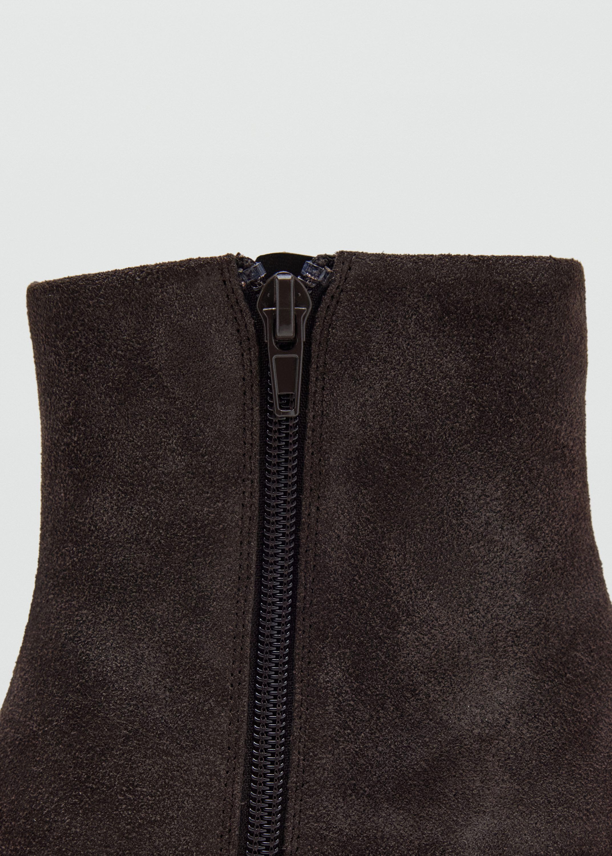 BOTIN RAFAELA