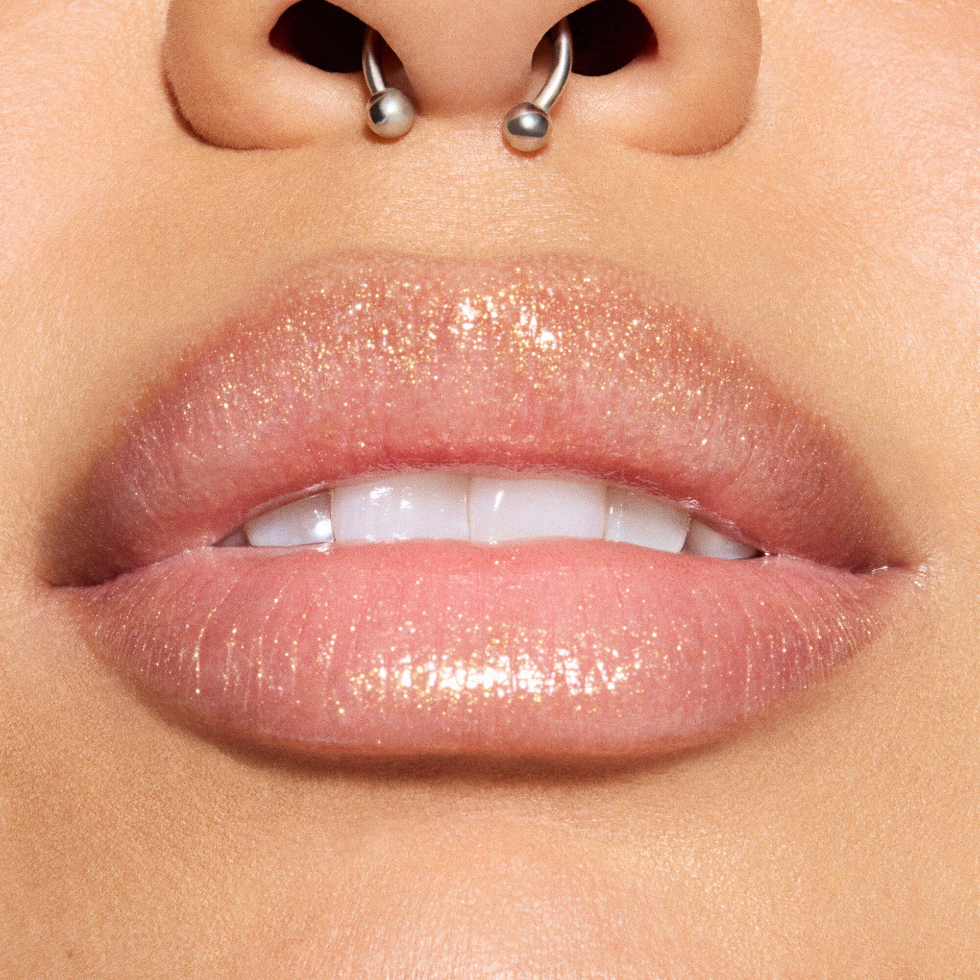 Squirt Plumping Shimmer Lipgloss Stick
