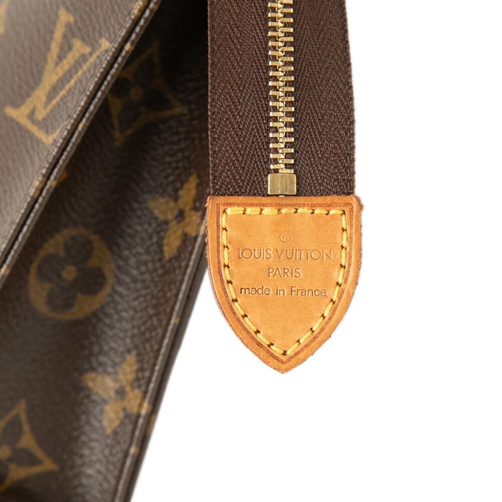 Louis Vuitton Pouch