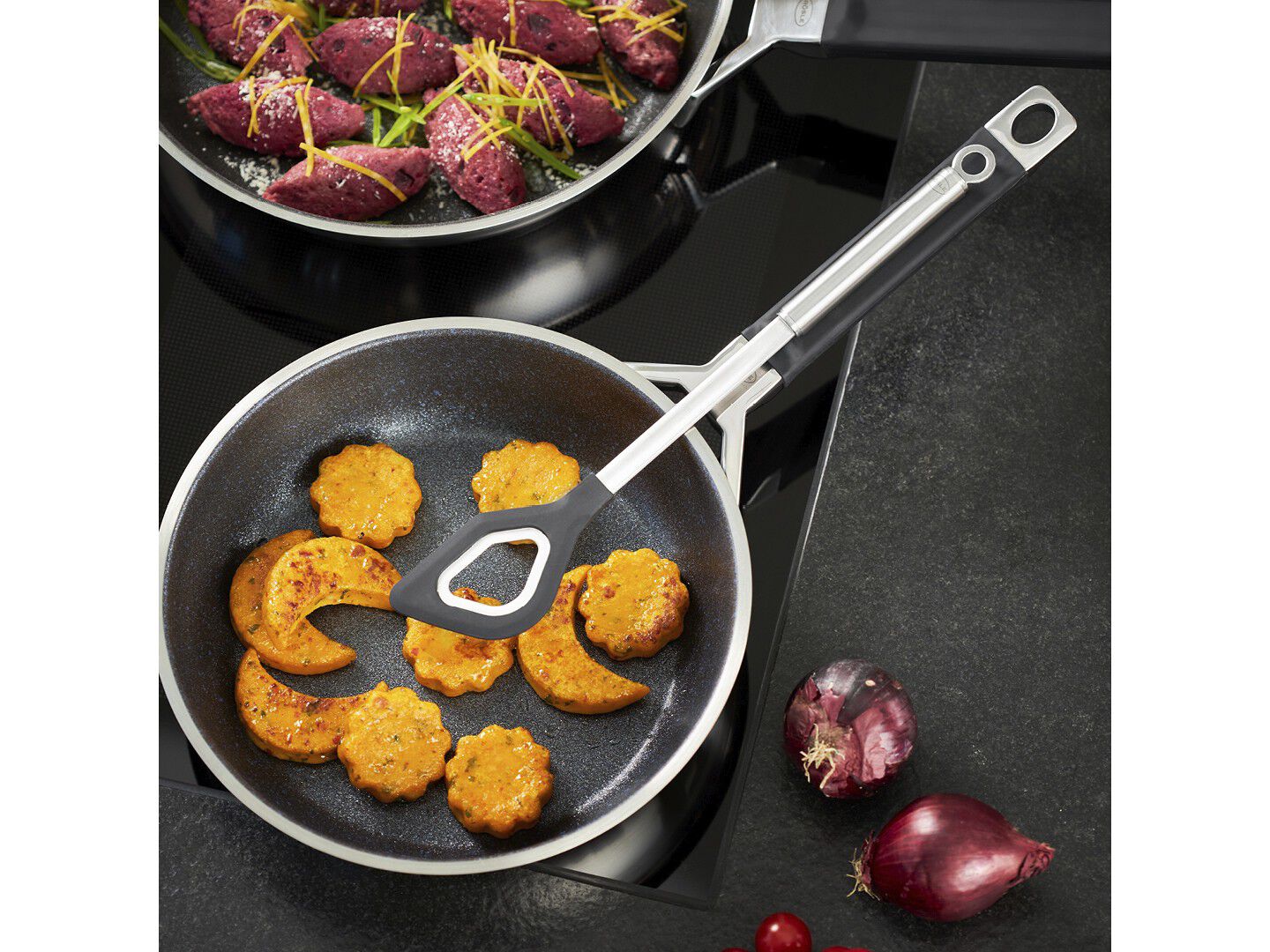 Grydeske/r&oslash;reske med hul 32,5 cm St&aring;l/Silikone