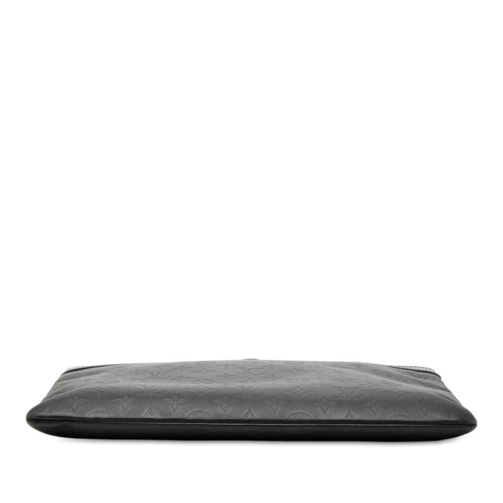 Louis Vuitton Clutch