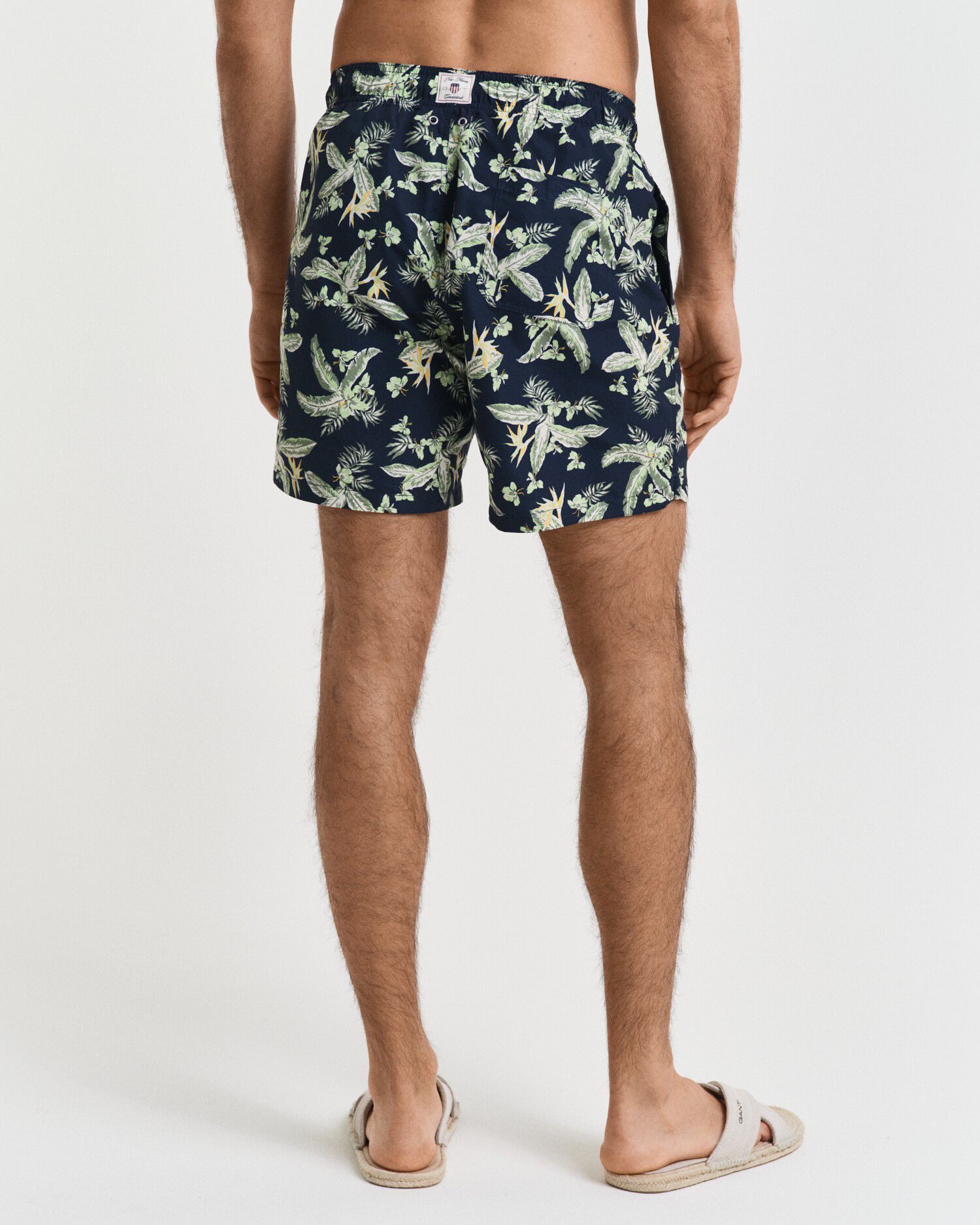 TROPICAL LEAVES PRINT SWIM SHORTS