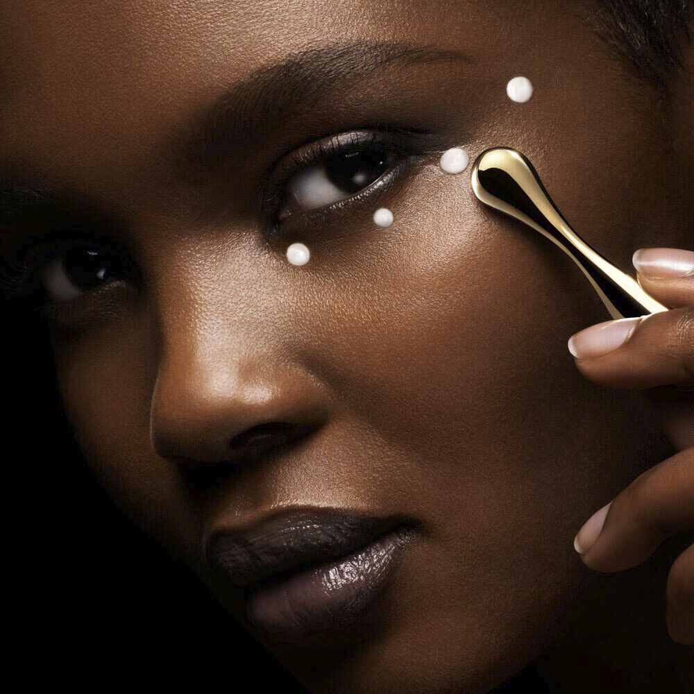 Precious La Cr&egrave;me Yeux Age-Defying Eye Cream