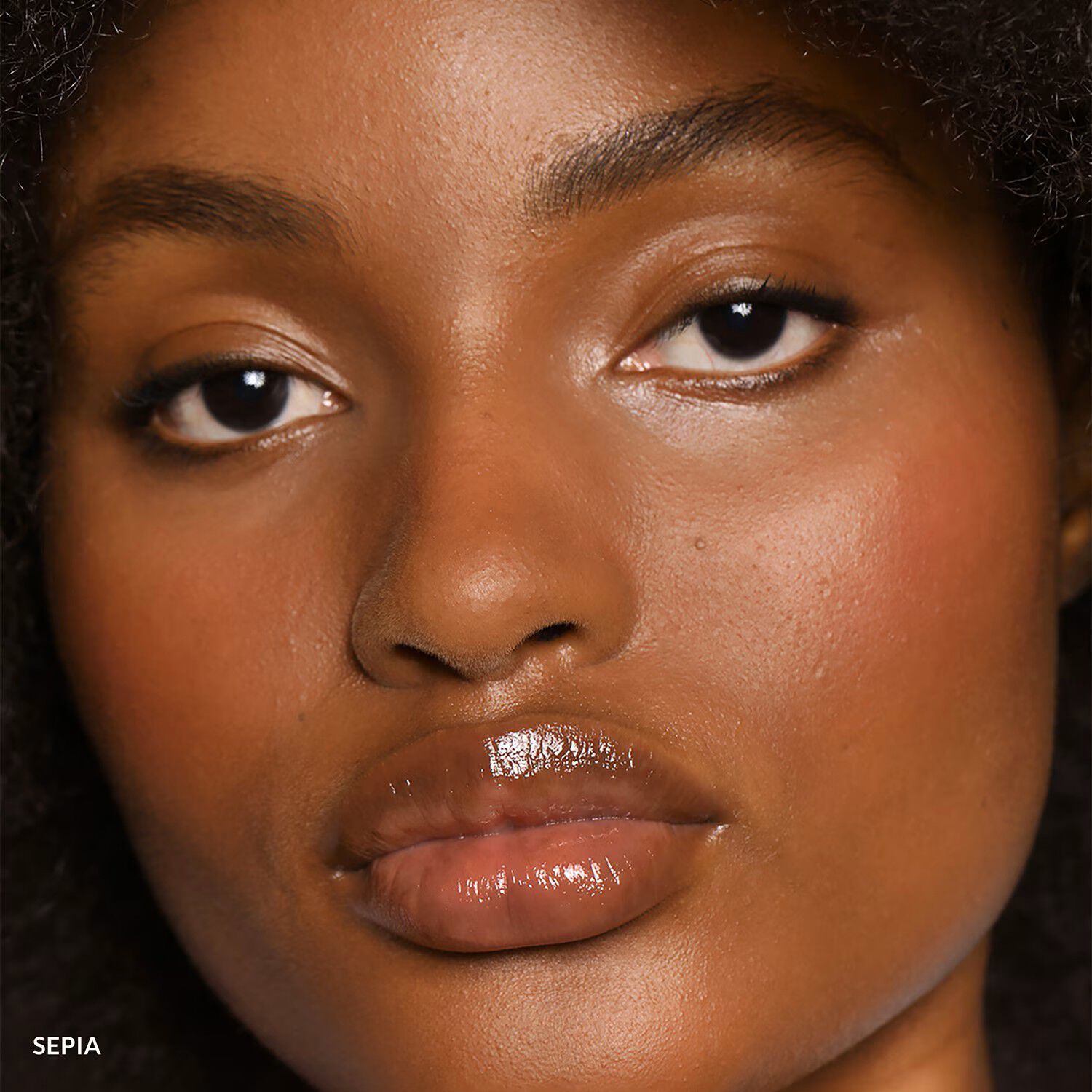 Lip Gloss - Ultra-skinnende, ikke-klistrende gloss med hyaluronsyre