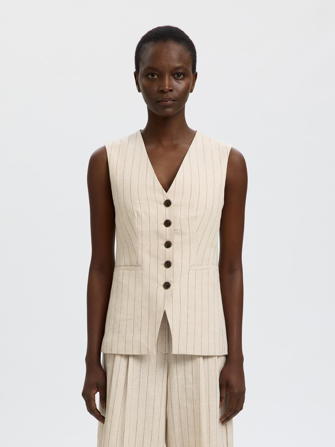 SLFFITTED VILKA VEST