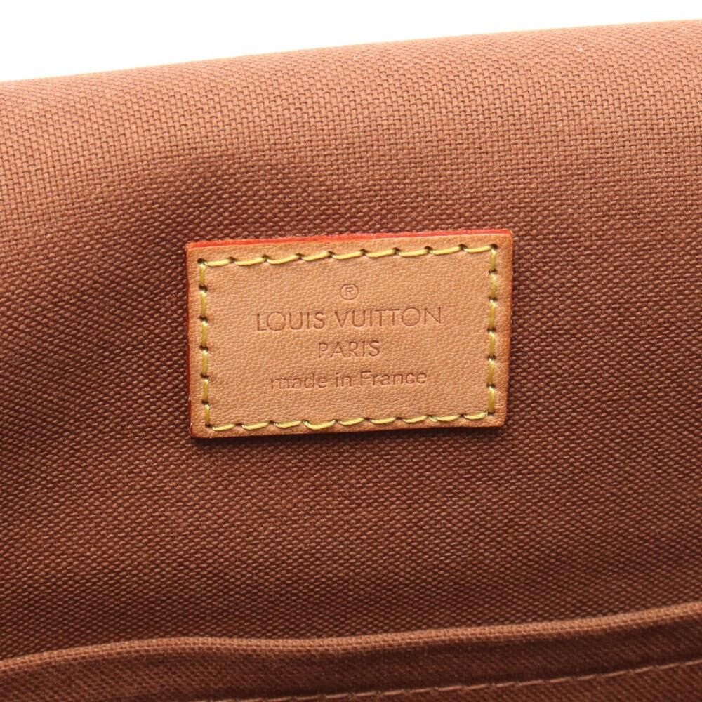 Louis Vuitton Shoulder Bags