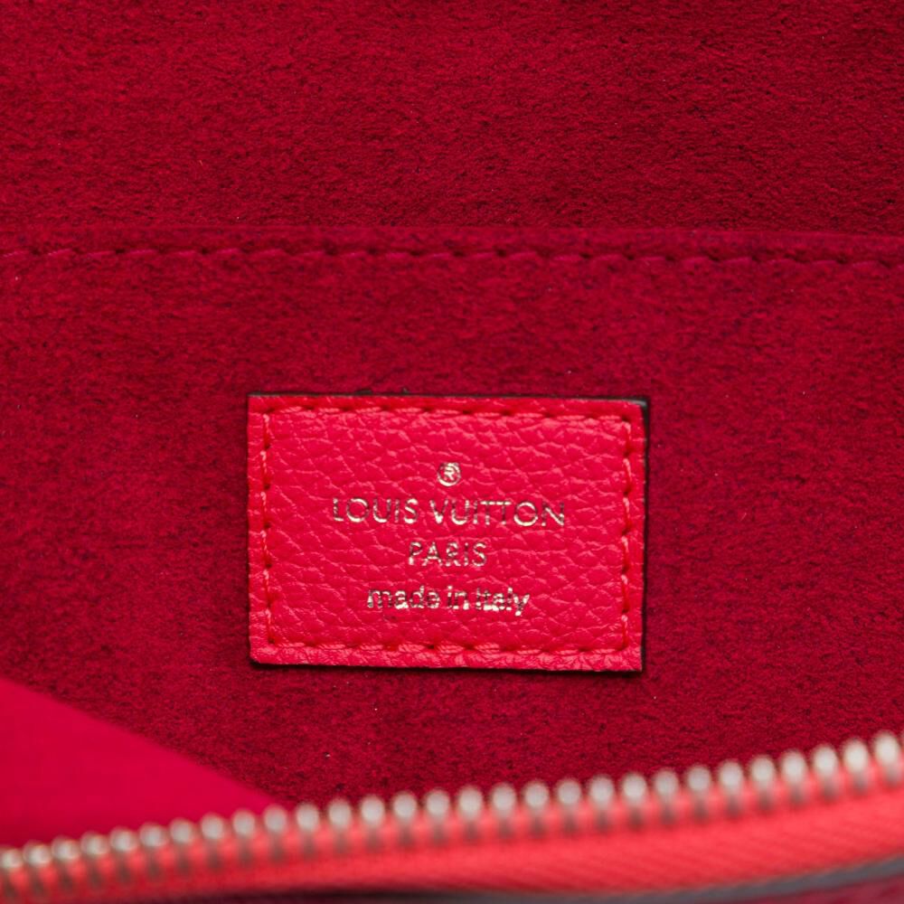 Louis Vuitton Clutch