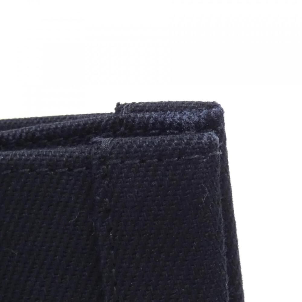 Yves Saint Laurent Tote