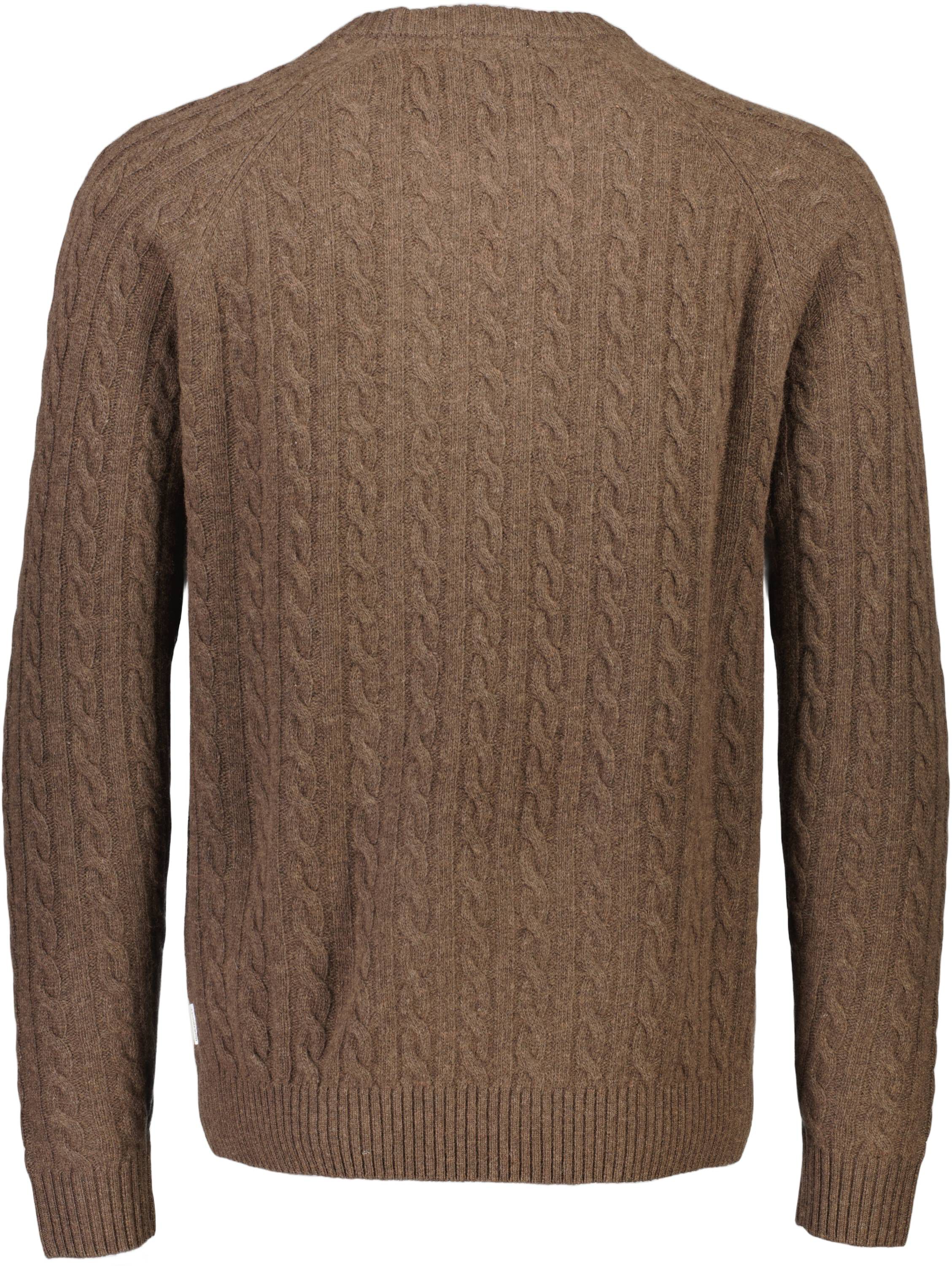 Lambswool raglan cable o-neck