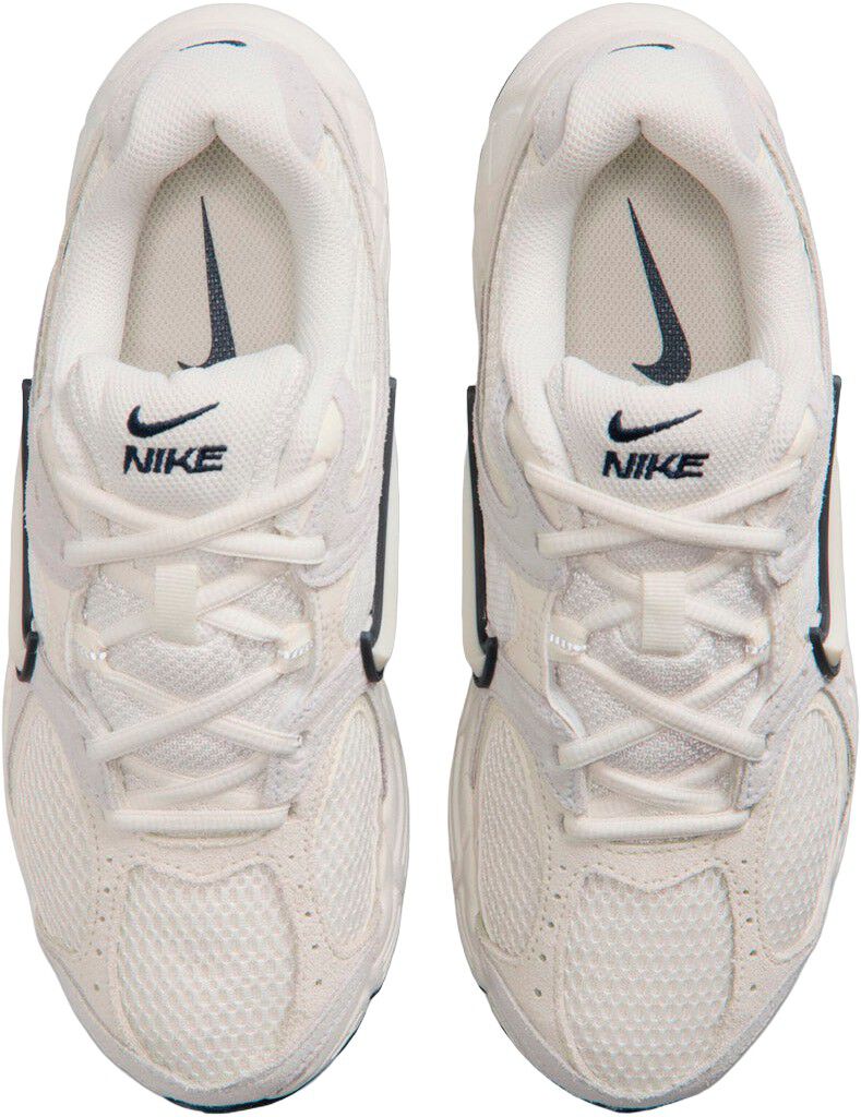 V5 RNR Suede 2 Sneakers