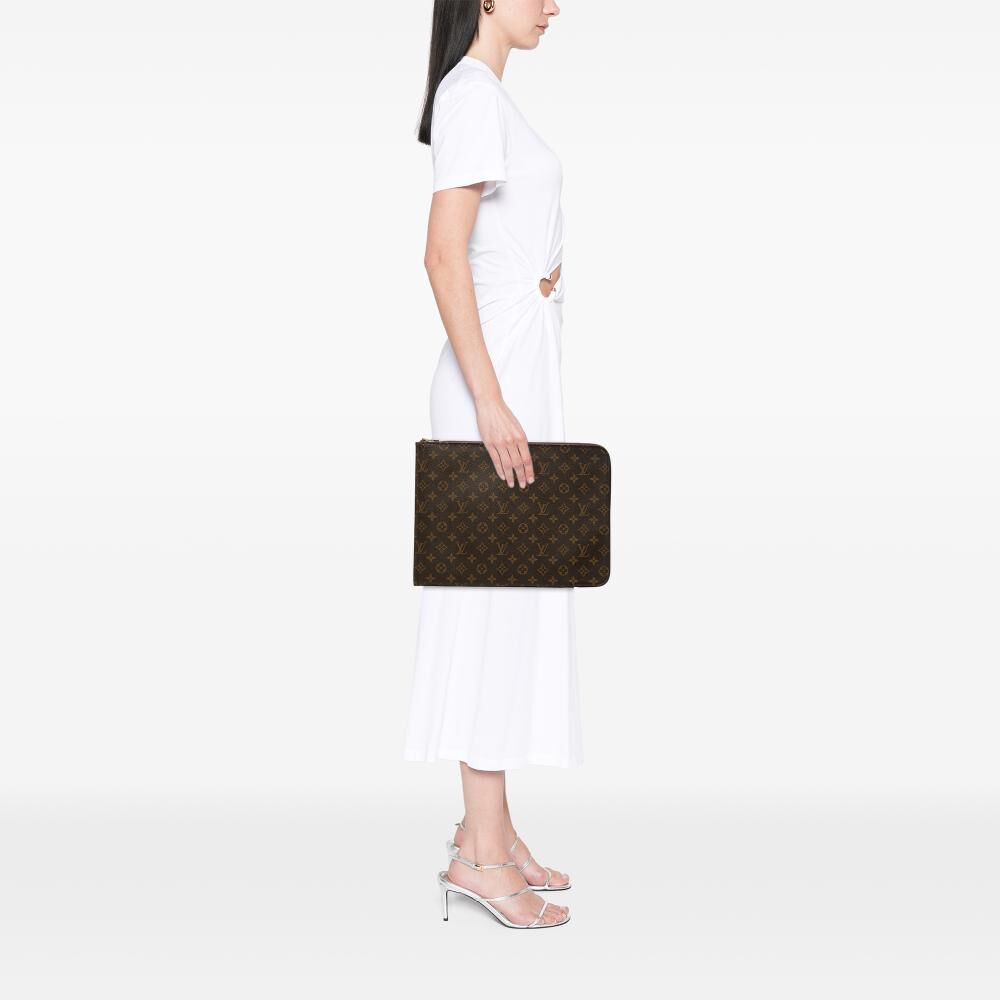 Louis Vuitton Poche Documents