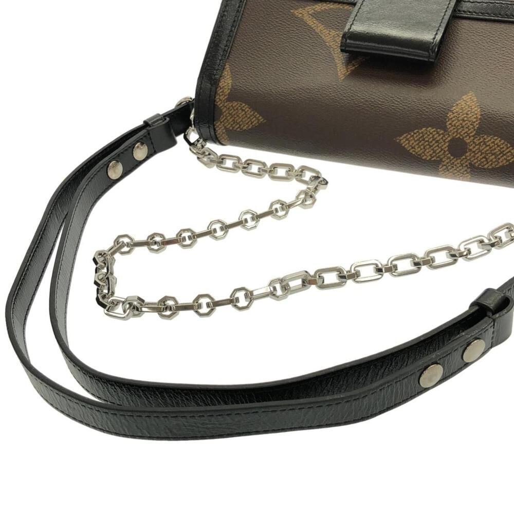 Louis Vuitton Dauphine
