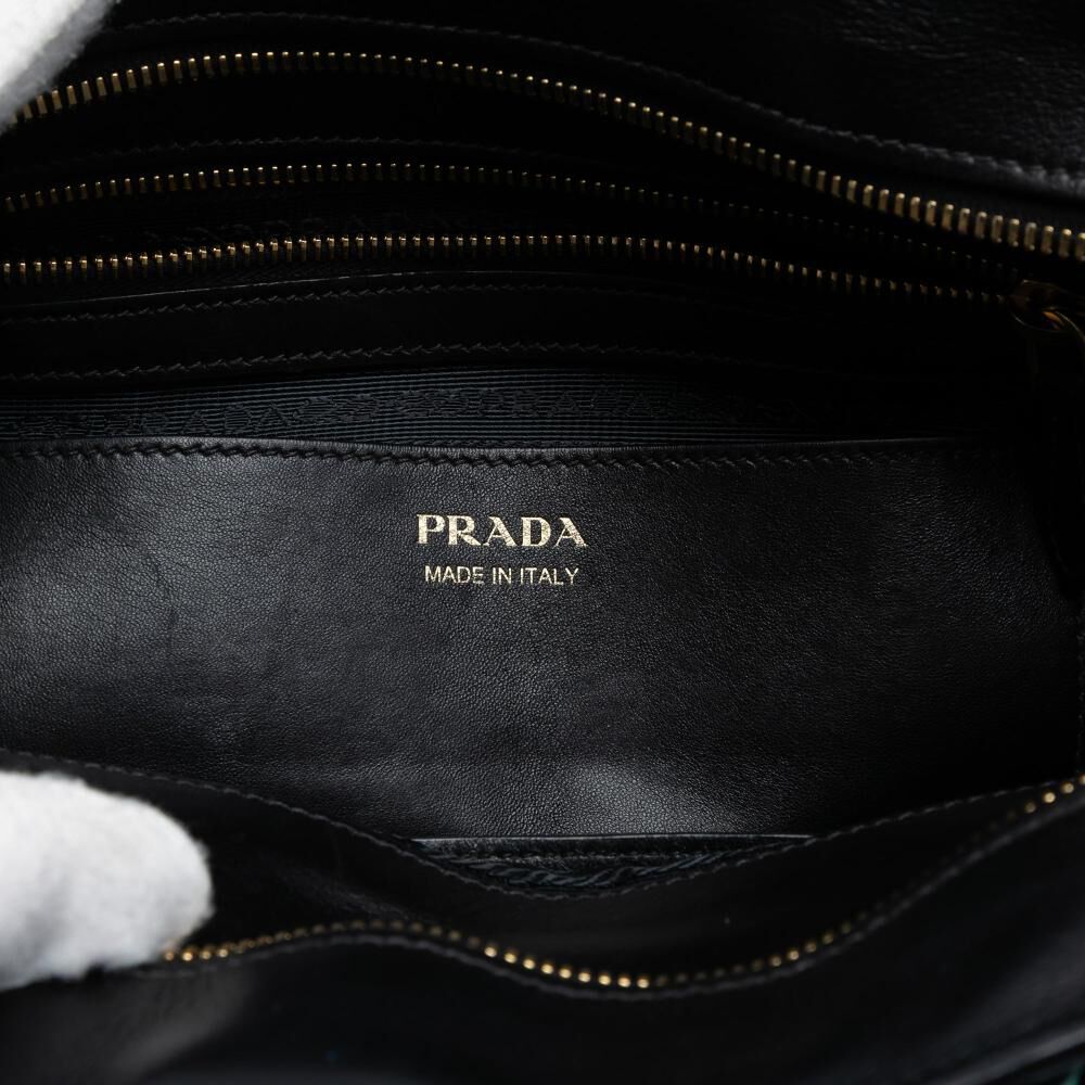 Prada Esplanade