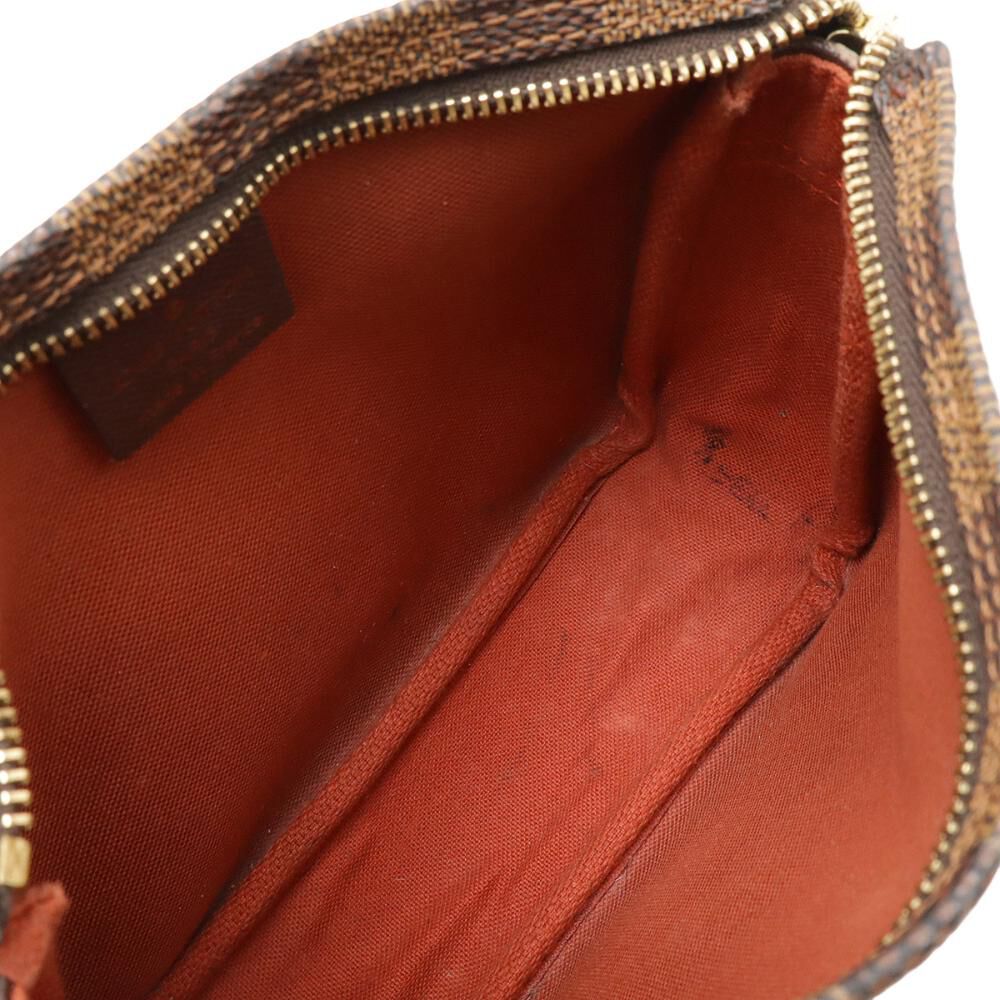 Louis Vuitton Trousse Makeup