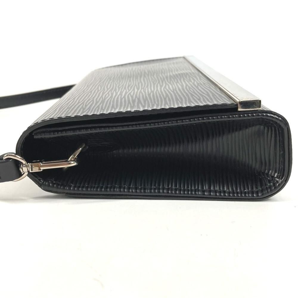 Louis Vuitton Clutch