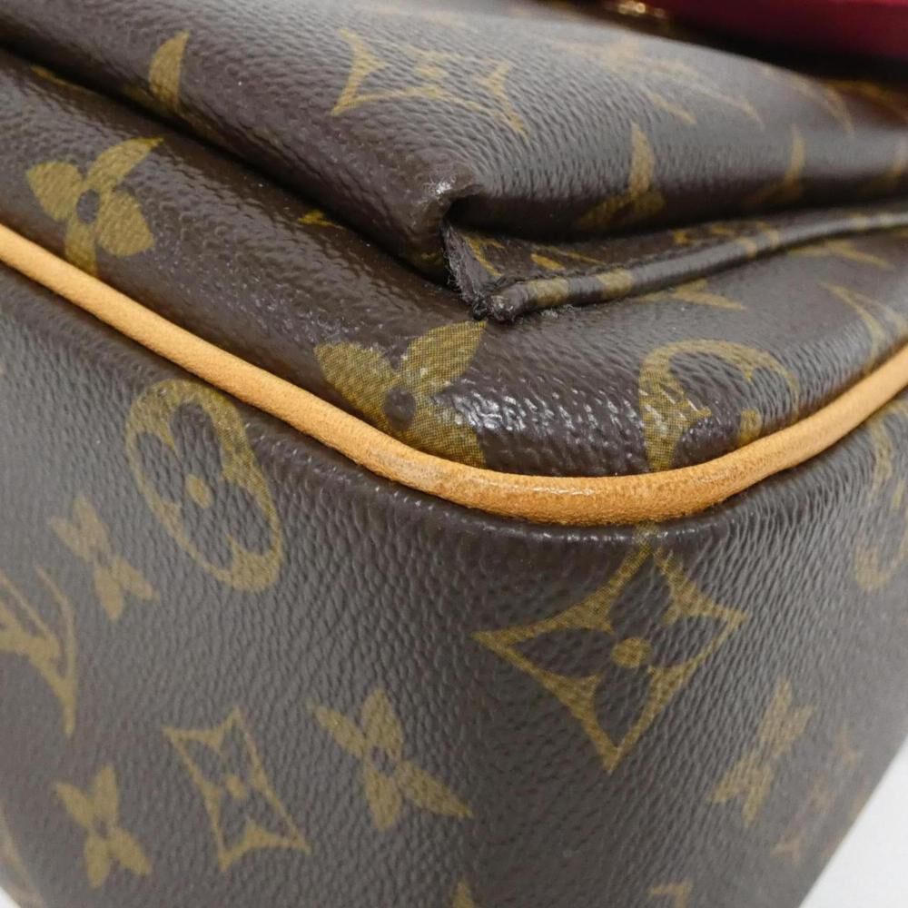 Louis Vuitton Shoulder Bags