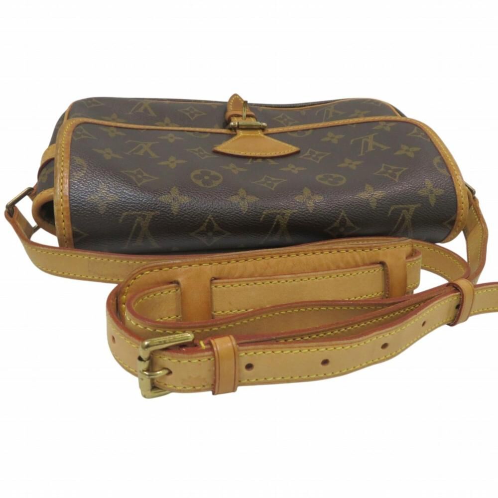 Louis Vuitton Sologne