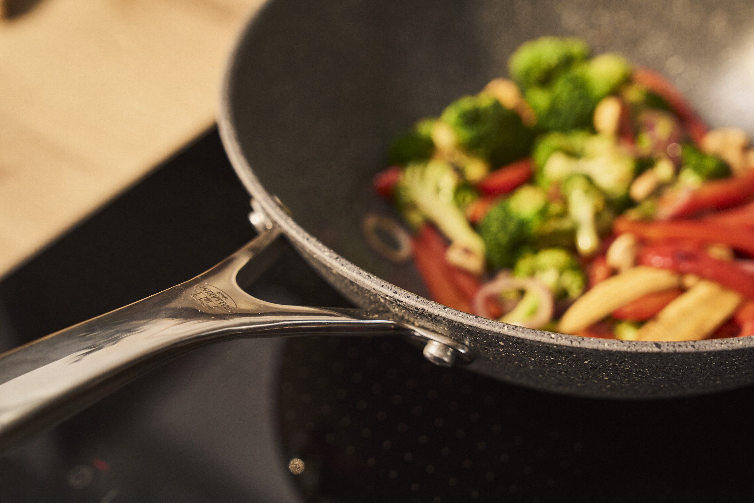 Salina Ceramic Wok, 30 cm, Aluminium, Titanium forst&aelig;rket ke