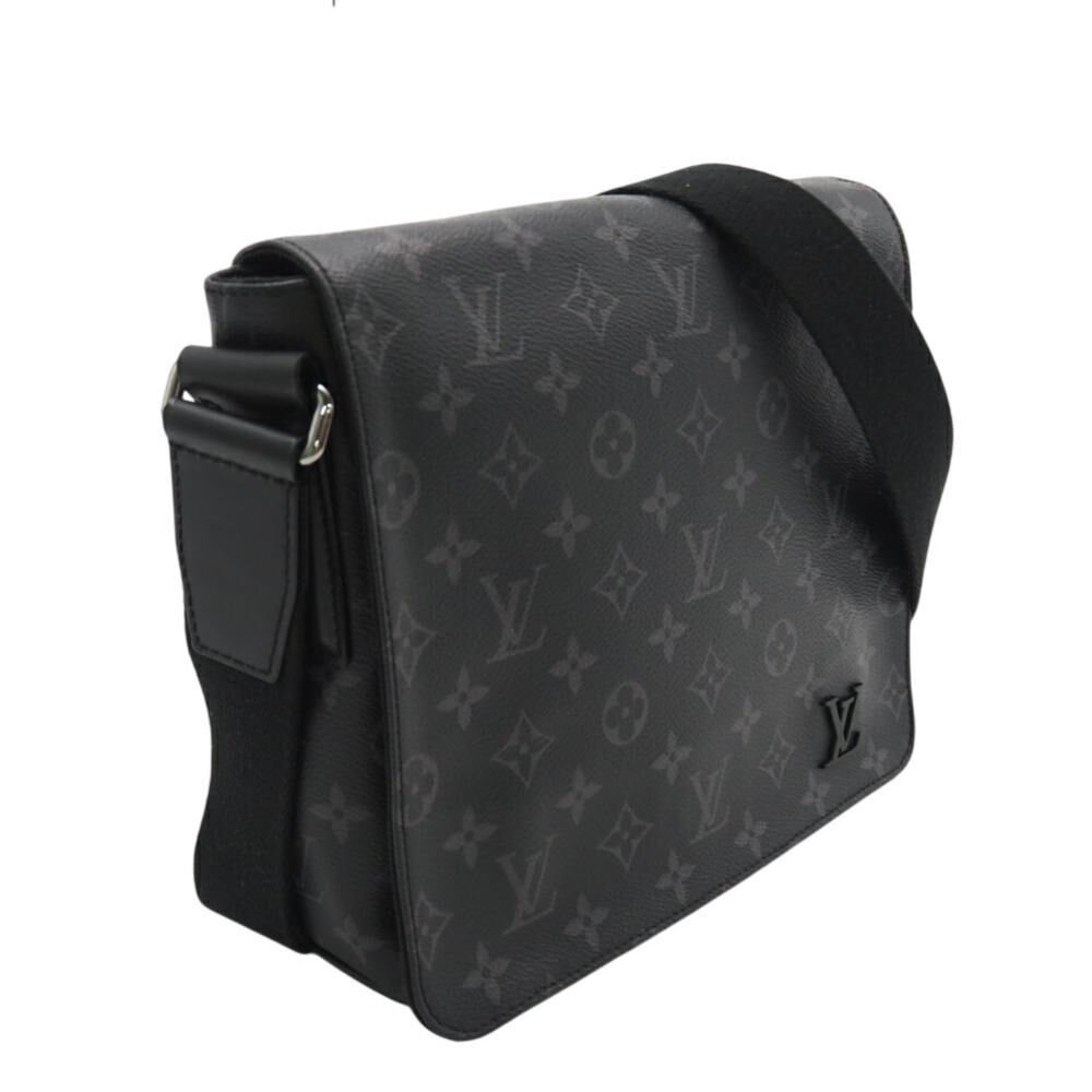Louis Vuitton District