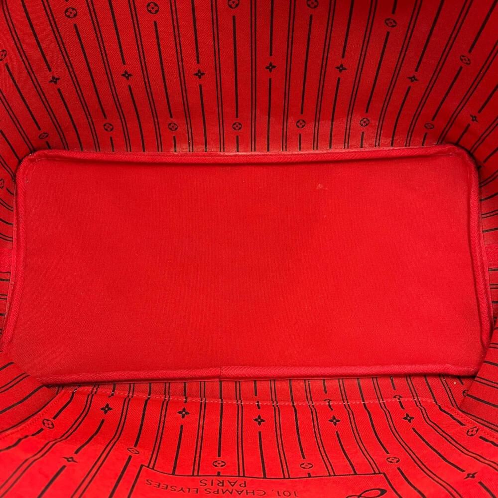 Louis Vuitton Neverfull