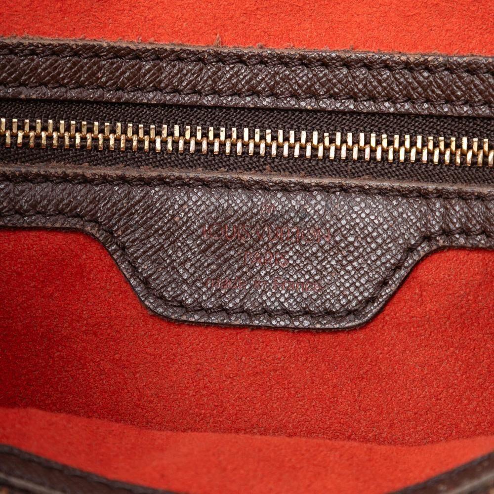 Louis Vuitton Marais