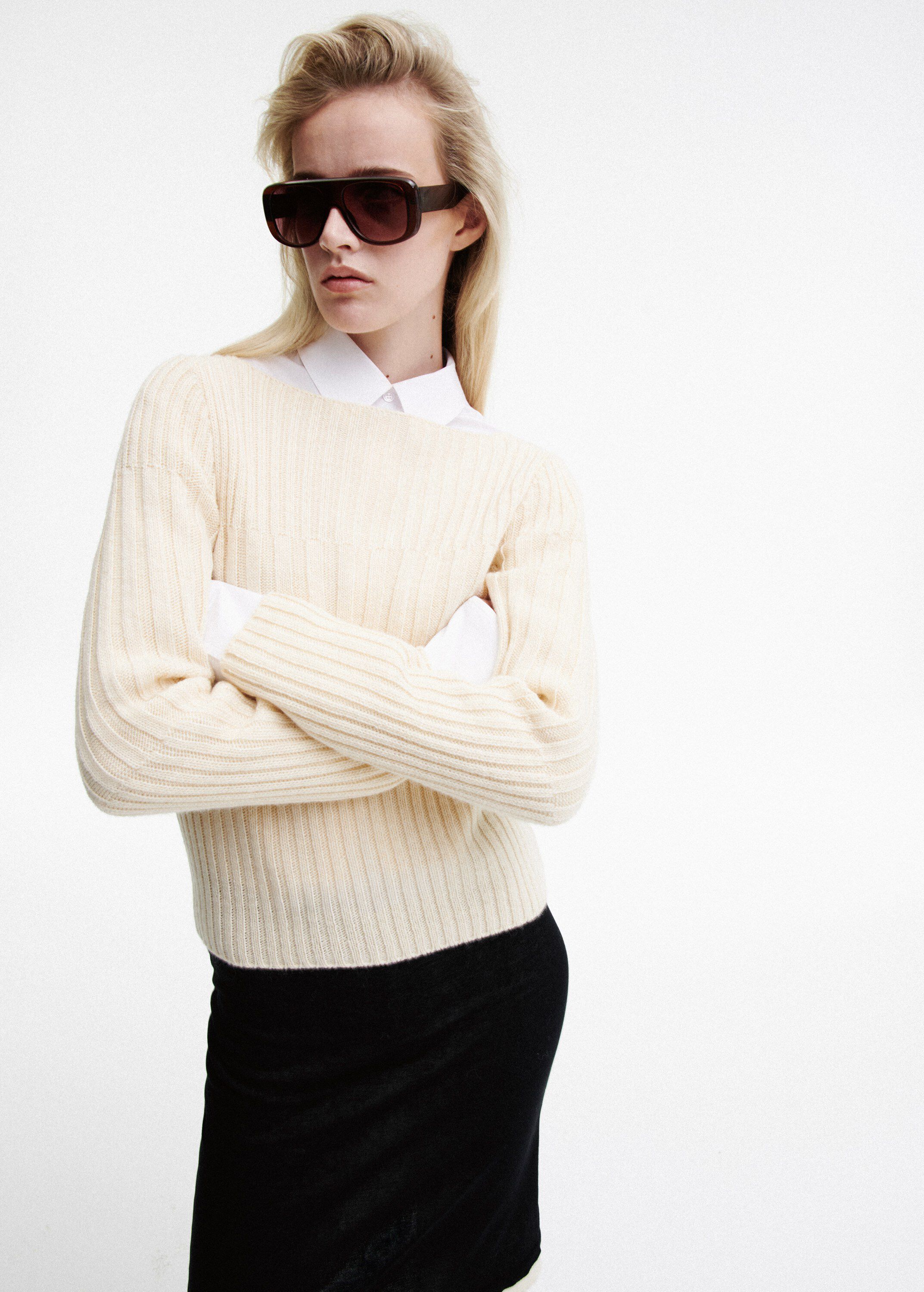 Turtleneck ribbed sweater