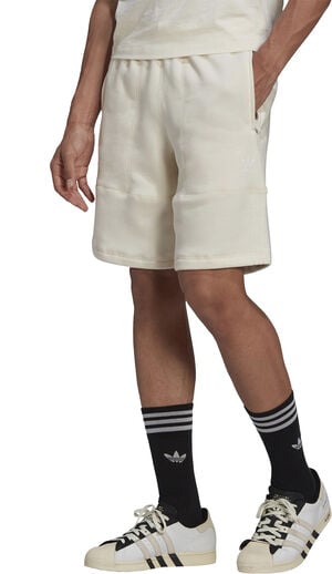 Adicolor Clean Classics 3-Stripes shorts