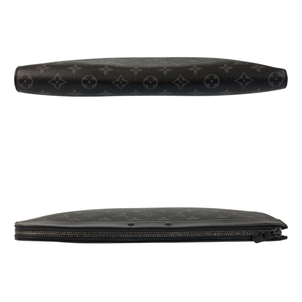 Louis Vuitton Clutch