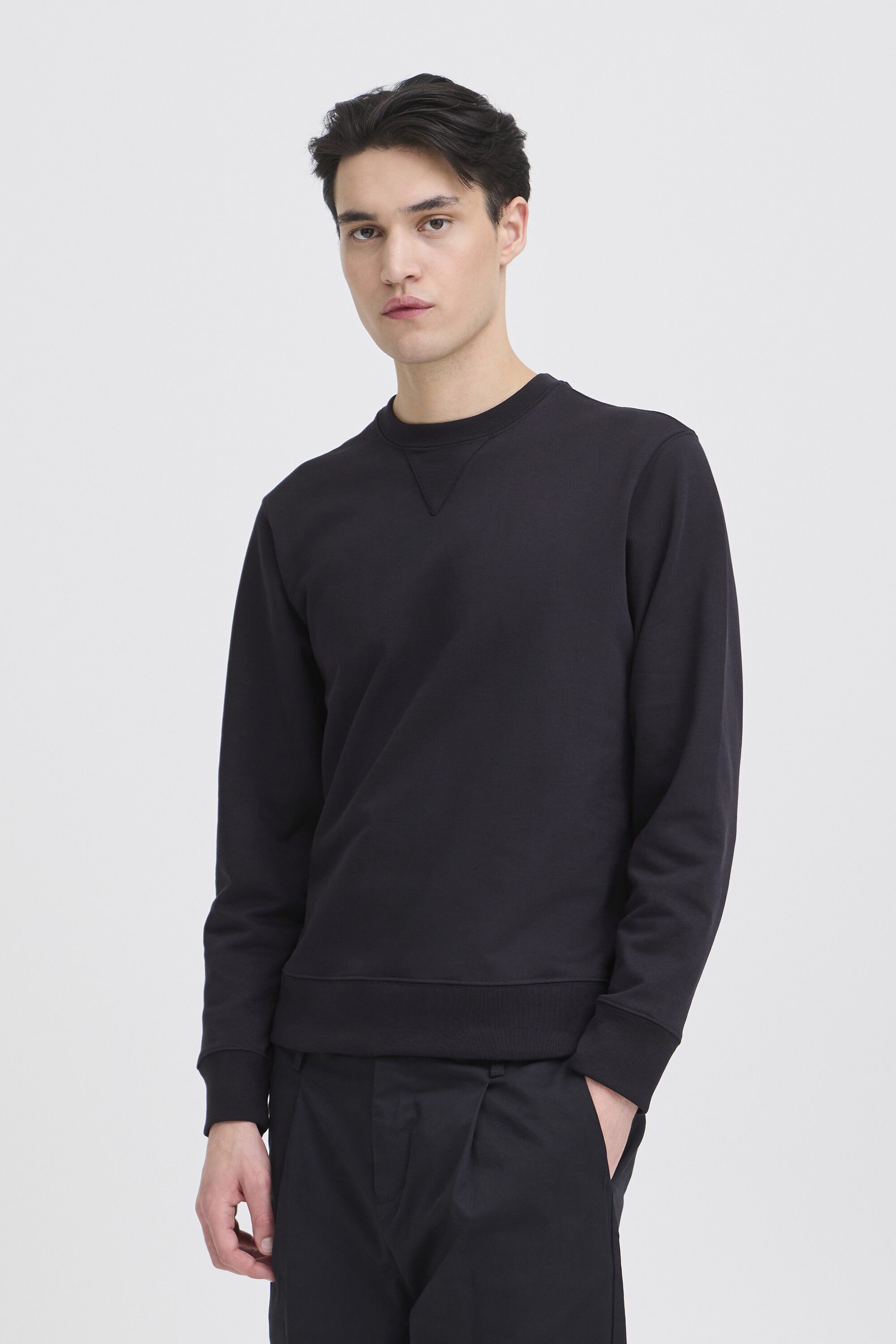 CFPERSSON 0261 CREW NECK SWEAT