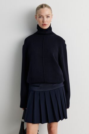 Alpha Knit Slit T-Neck