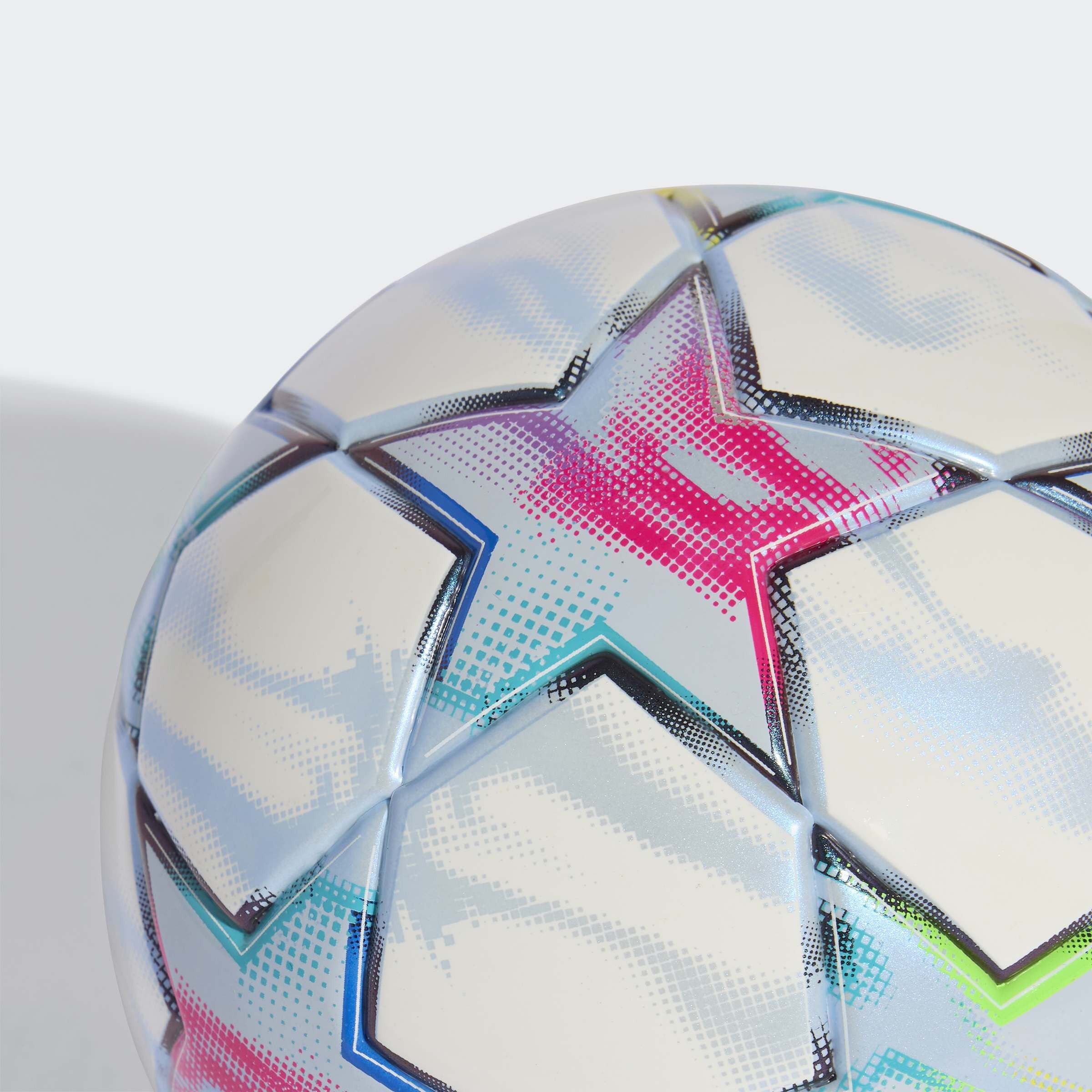 Champions League Mini Bold