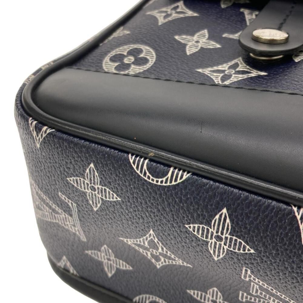 Louis Vuitton Messenger