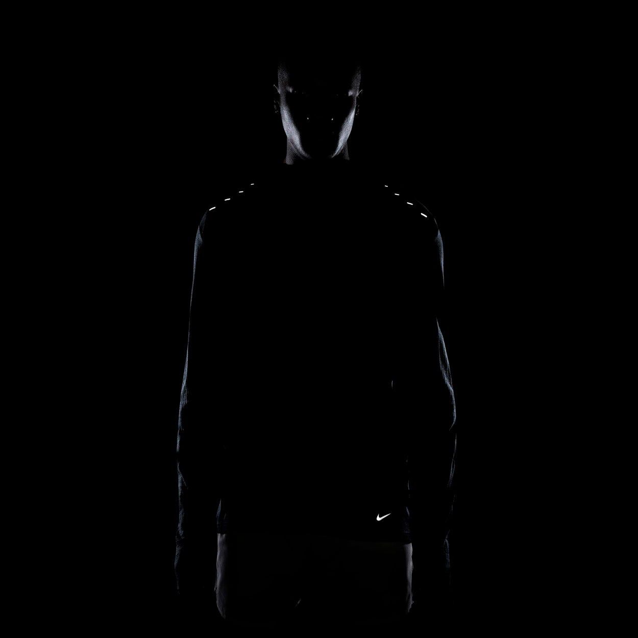 Adv Dri-Fit Lang&aelig;rmet L&oslash;be T-shirt