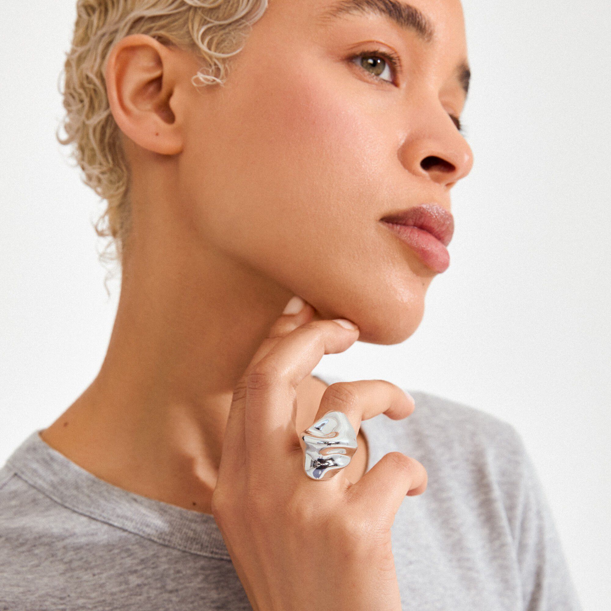 JOHNNIE ring s&oslash;lvbelagt