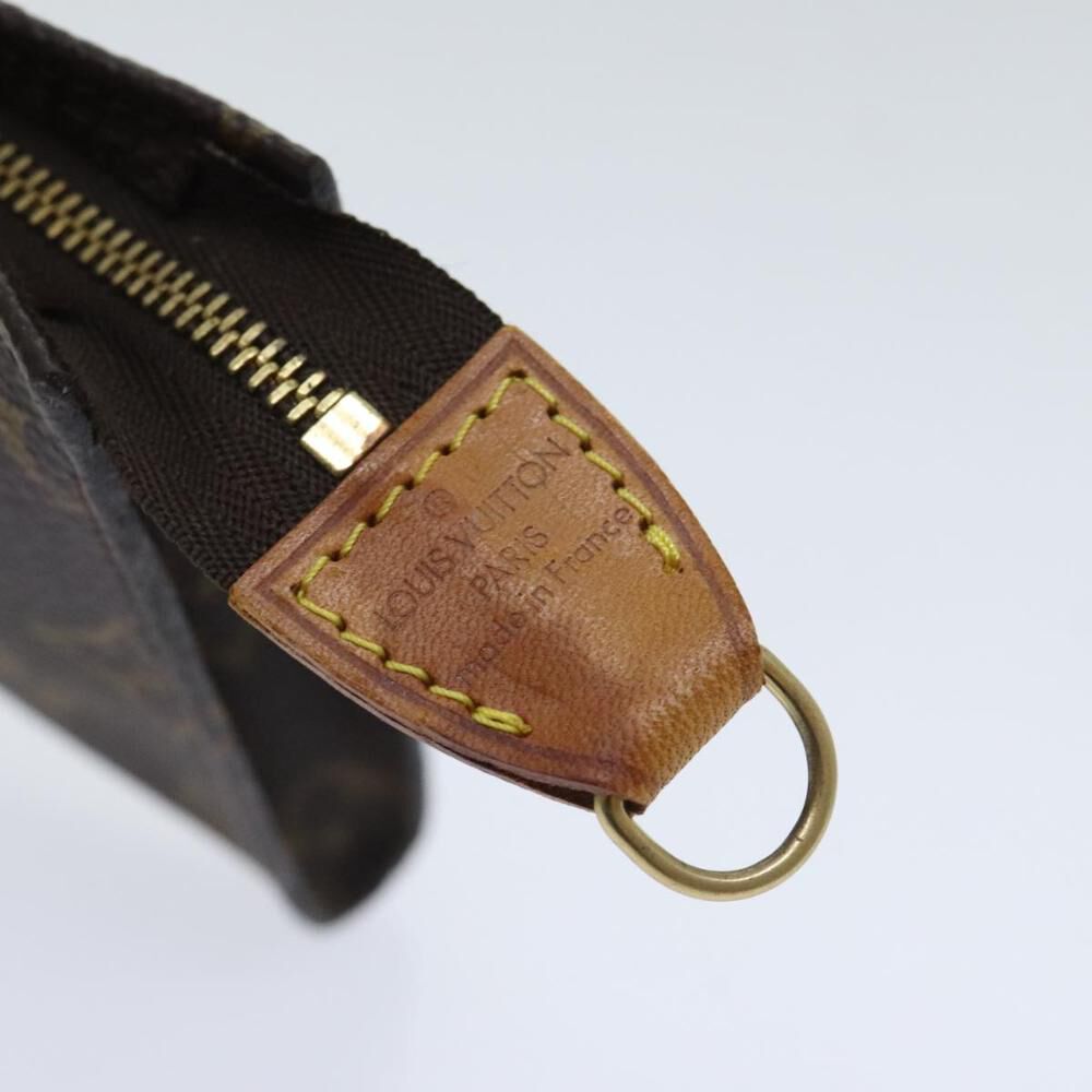 Louis Vuitton Pouch