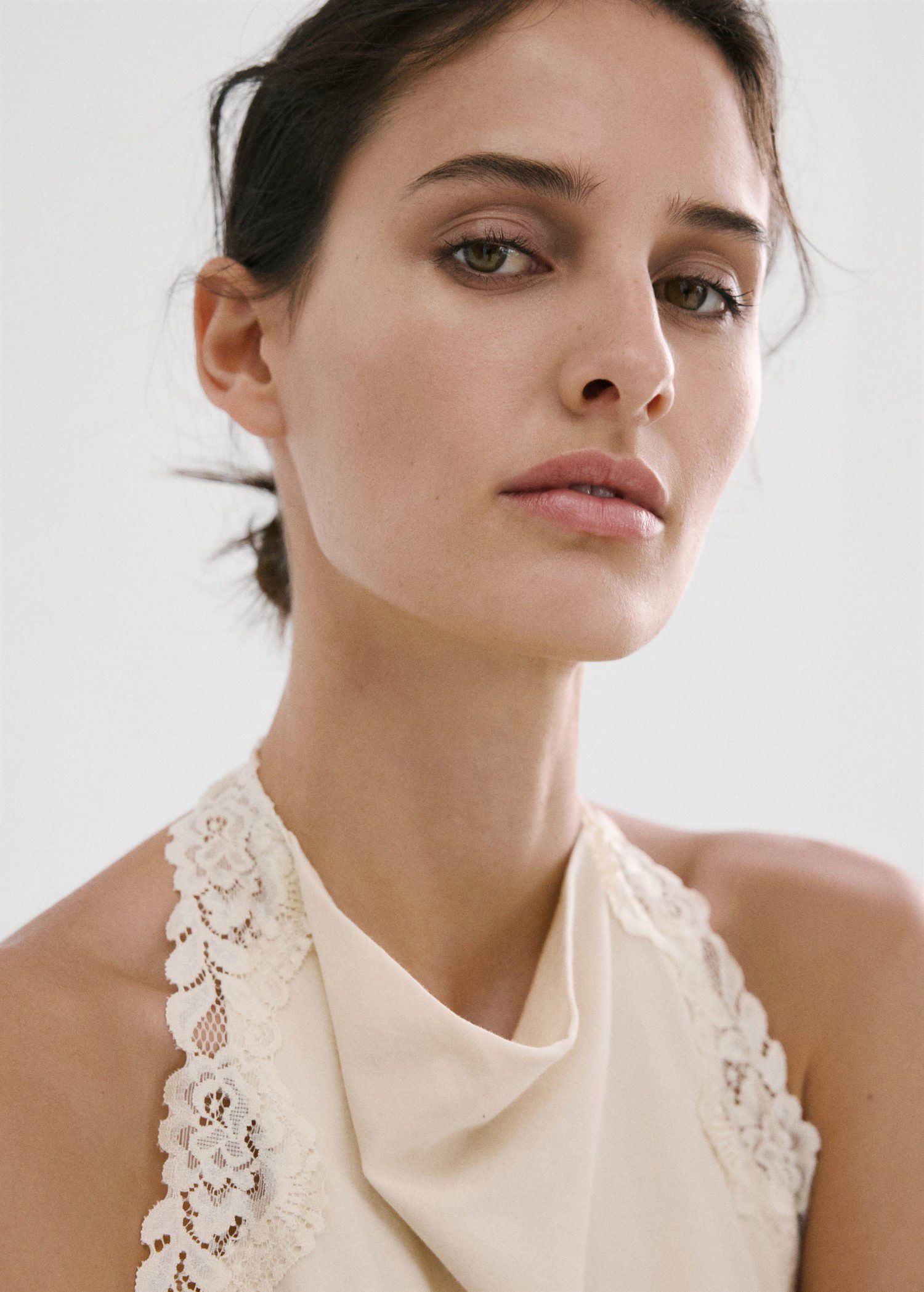 Lace halter neck top