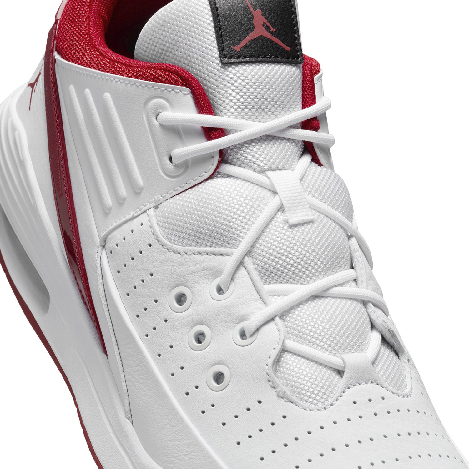 Jordan Max Aura 5 basketballsko