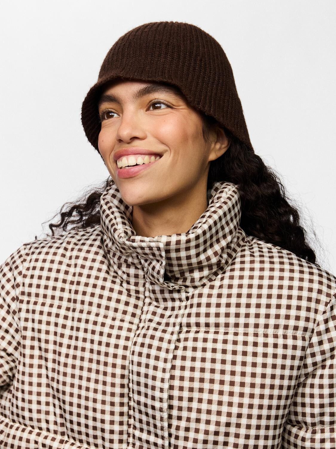 PCATALIA BUCKET HAT BC