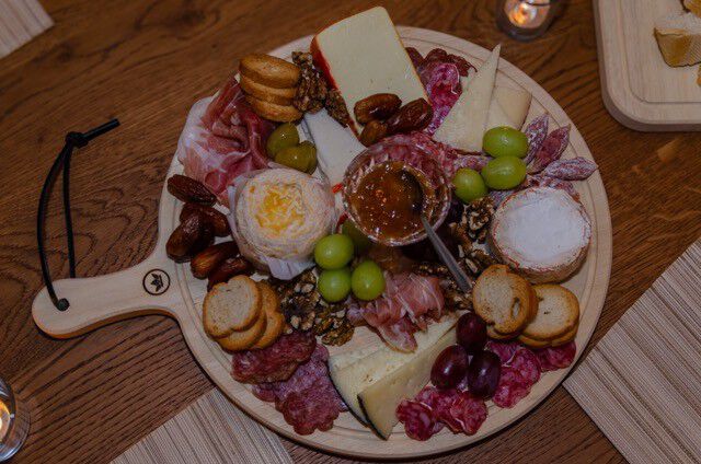 Dishwasher Safe Cutting Board, Round Medium, Triplo