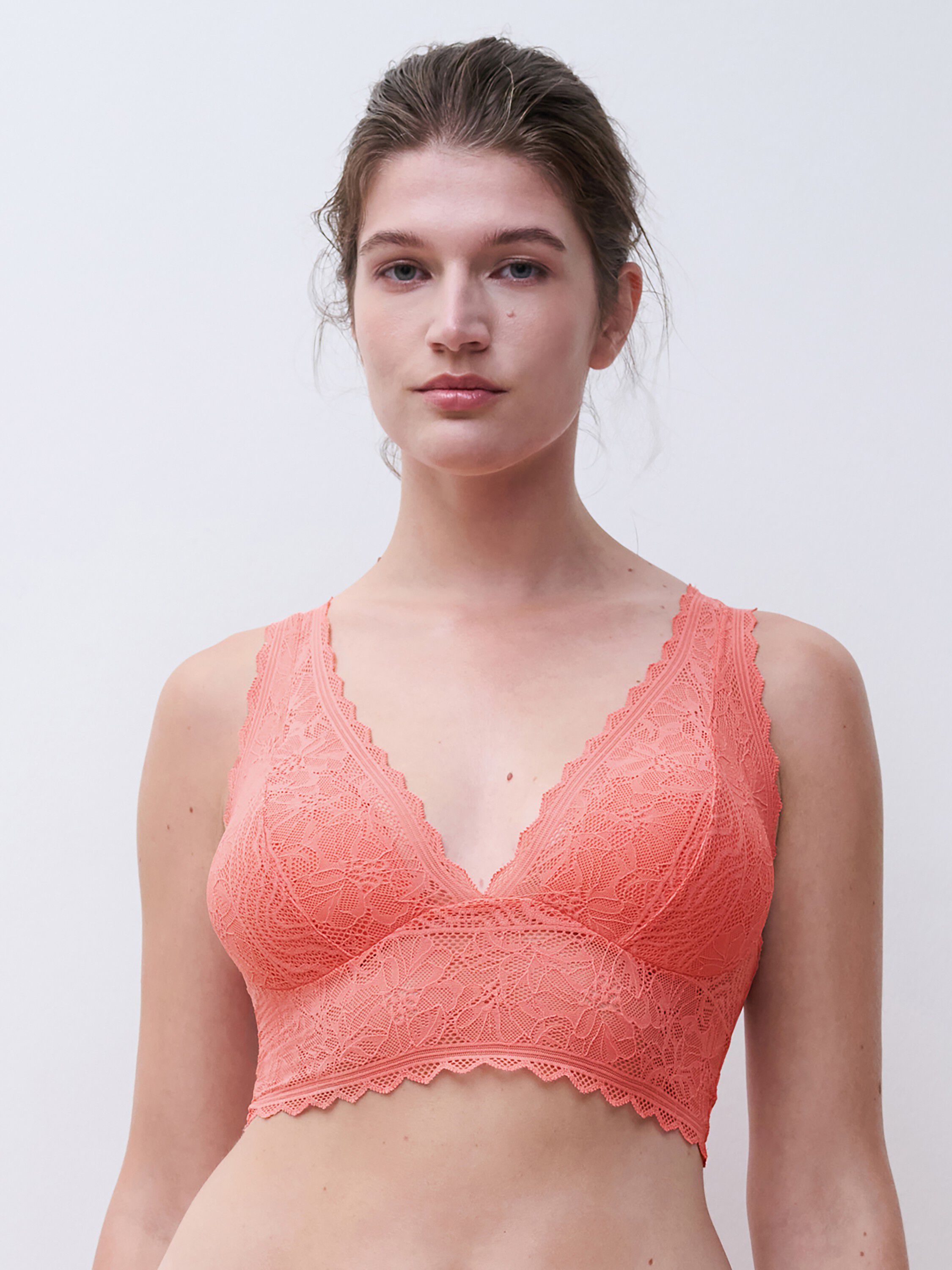 Floral Touch Wirefree foam bra