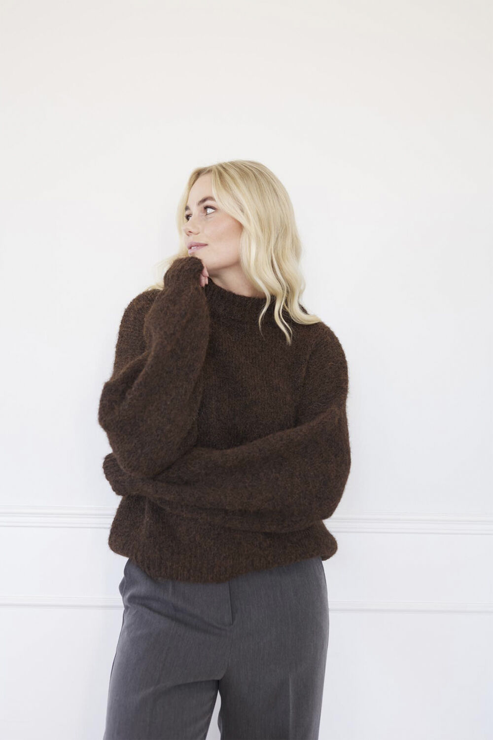 Patrisia solid knit pullover