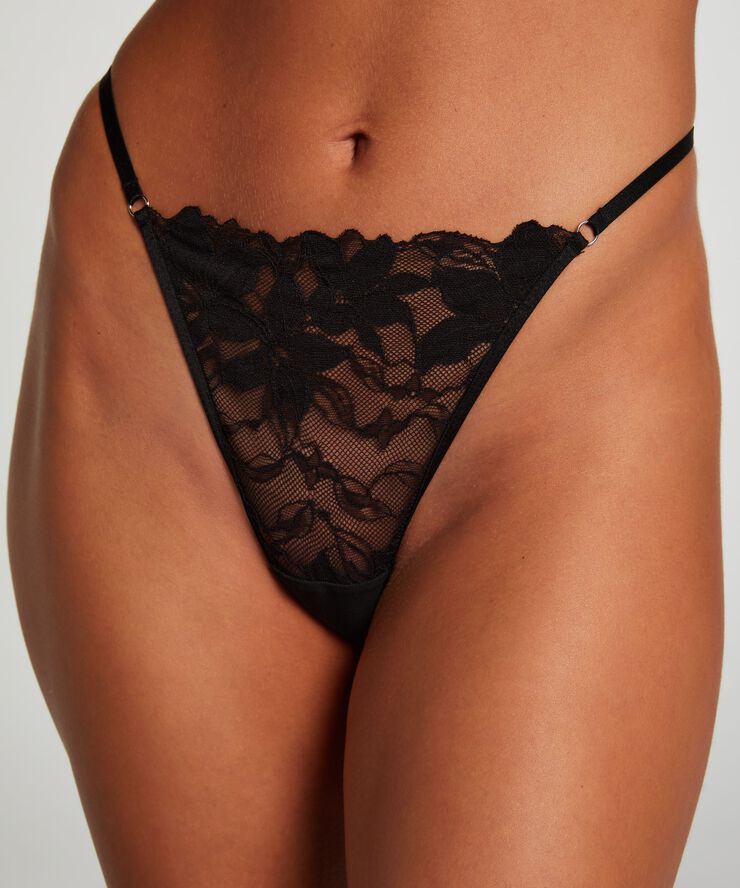 Ingrid Thong