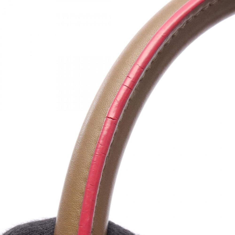 C&eacute;line Trapeze