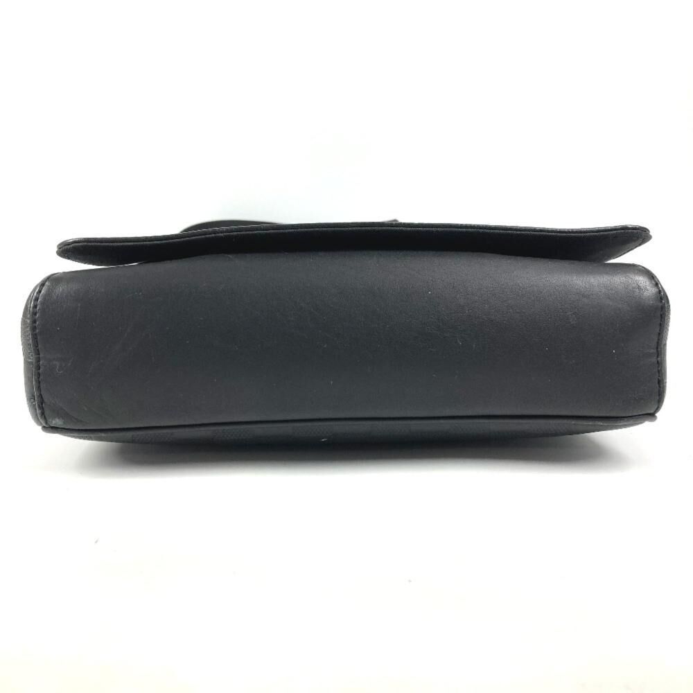 Louis Vuitton District