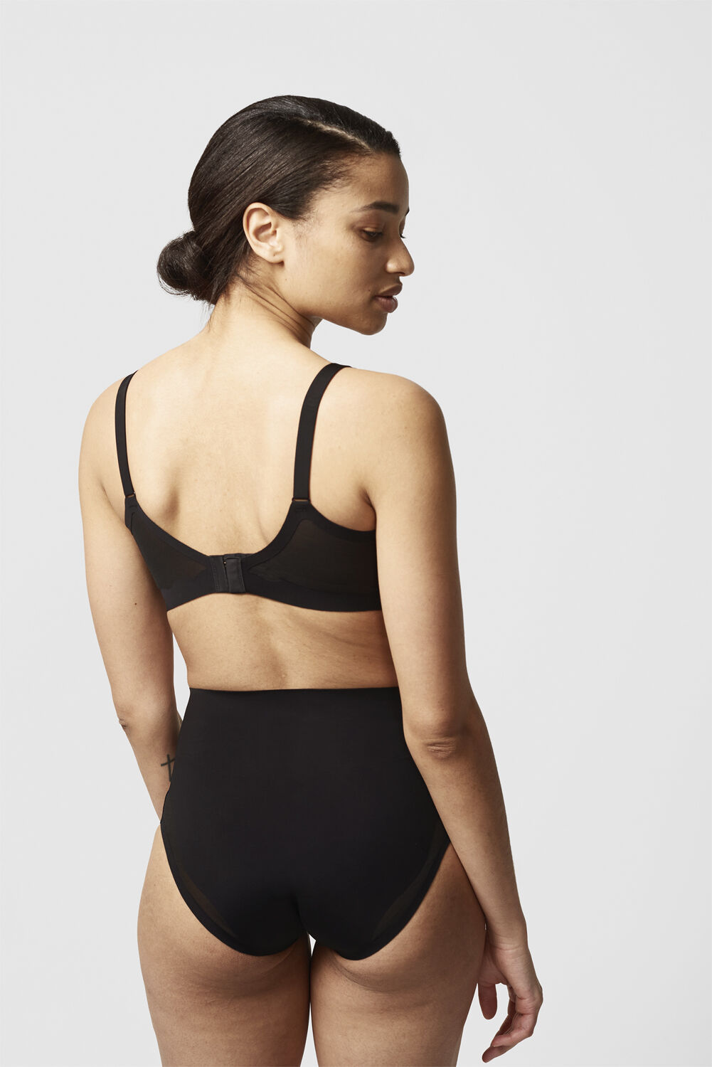 Pure Light Covering molded bra