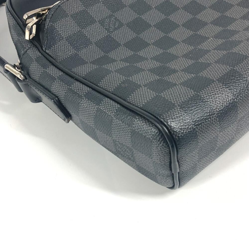 Louis Vuitton Messenger