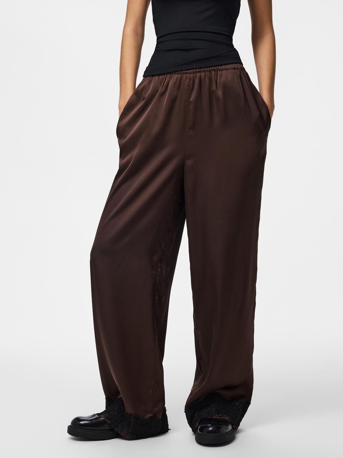 PCARIEL HW WIDE LACE PANTS D2D PP