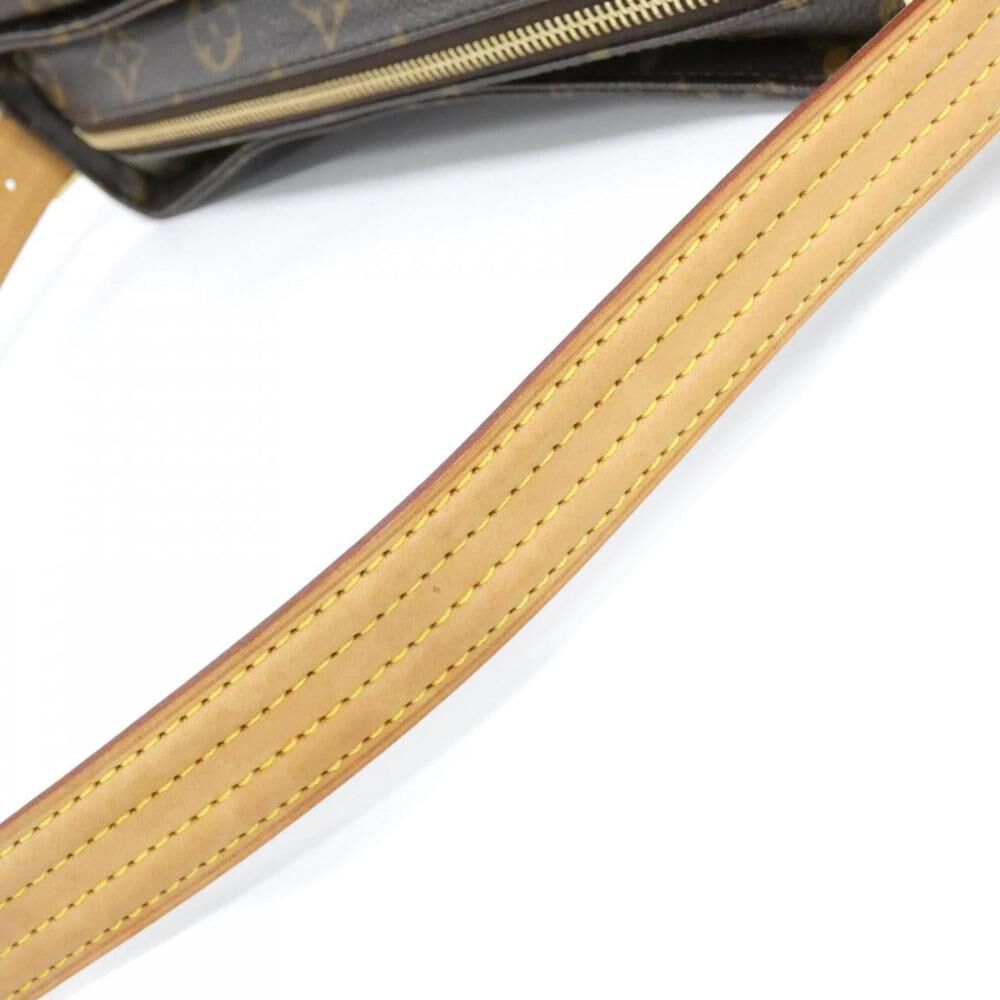 Louis Vuitton Shoulder Bags