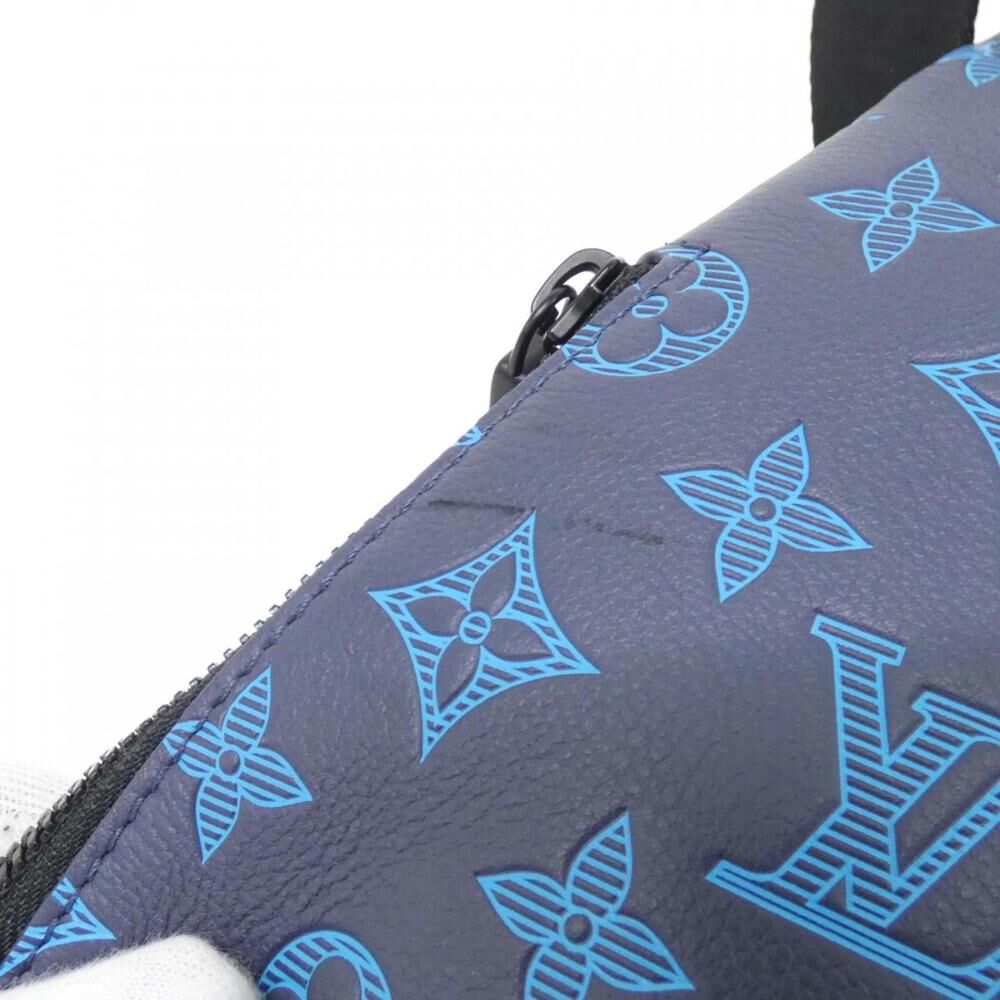 Louis Vuitton Shoulder Bags